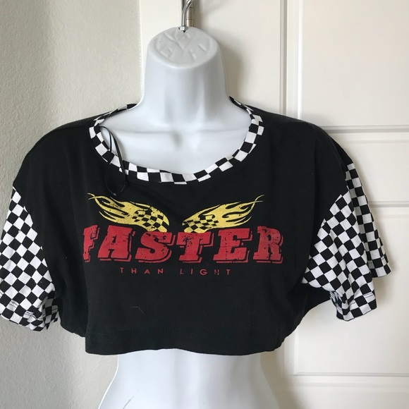 Forever 21 Tops - Forever 21 half top size small checkered sleeves